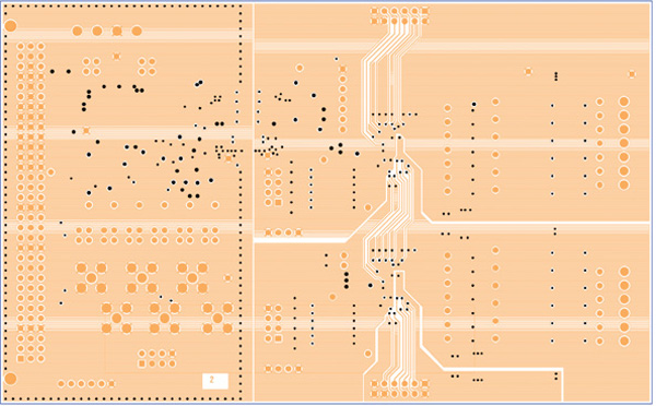 Layer 2 of the EVAL-AD7280AEDZ PCB contains the shielded daisy-chain signals Layer 2 of the EVAL-AD7280AEDZ PCB